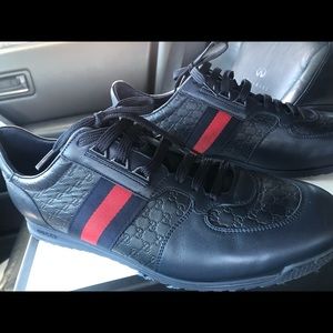 Men’s Gucci shoe  SL 73